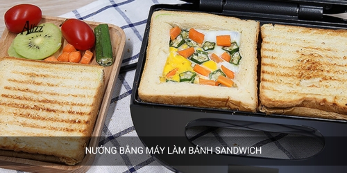 Nướng sandwich bằng máy kẹp