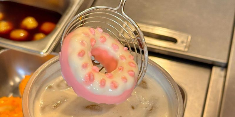 Donut trà sữa trân châu